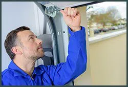 Master Garage Door Service Ashland, MA 508-444-9486 - sid-ser-rep-gr-17m